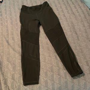 Old Navy Active Elevate Leggings